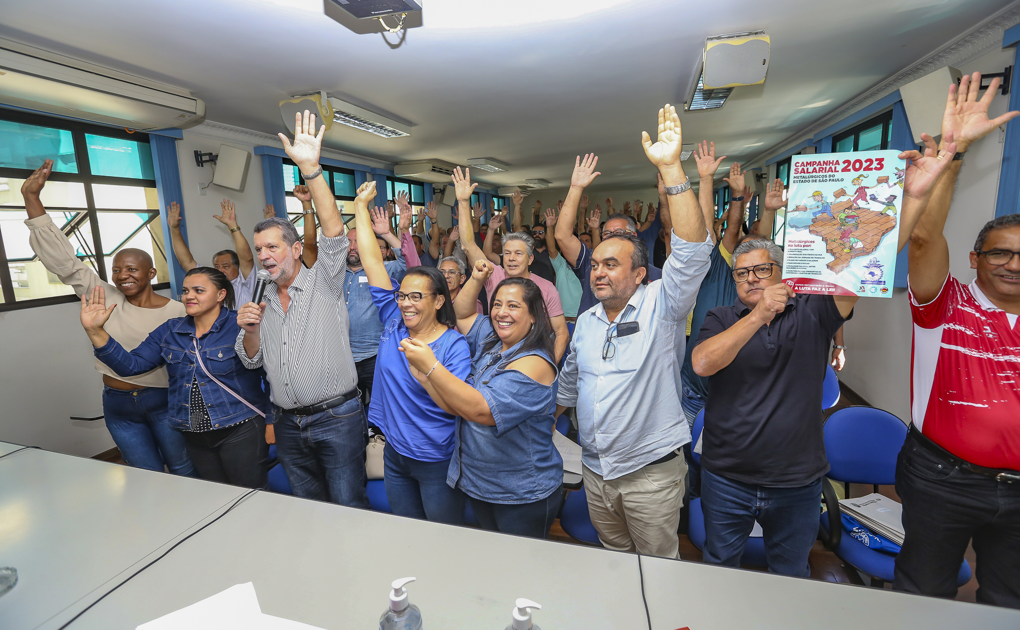 Assembleia da Campanha Salarial neste domingo dia 5 de novembro às 9