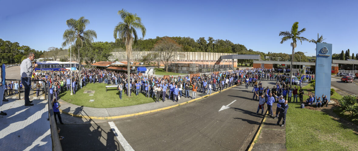 Trabalhadores da ThyssenKrupp aprovam PPR 2023 em assembleia