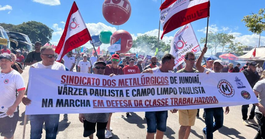 Brasília: plenária das centrais aprova atualização e prioridades da pauta da classe trabalhadora