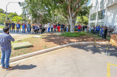 Trabalhadores da Bollhoff aprovam renovação de horário flexível e banco de horas